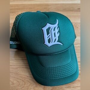 New Detroit Tigers - reverse D - mesh trucker hat